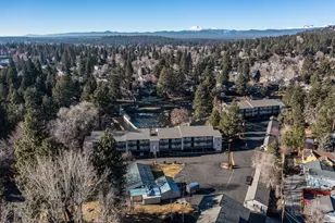 1565 NW Wall St, Bend, OR 97703 - Photo 21