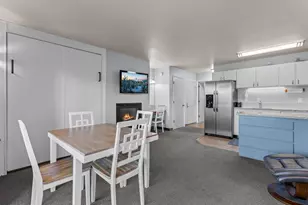 1565 NW Wall St, Bend, OR 97703 - Photo 5