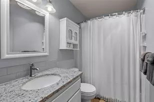1565 NW Wall St, Bend, OR 97703 - Photo 9