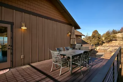 10935 Summit Ridge Court, Redmond, OR 97756 - Photo 15