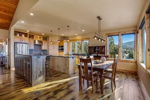 10935 Summit Ridge Ct, Redmond, OR 97756 - Photo 5