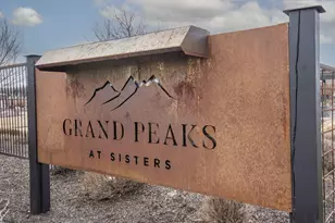 1151 N Jantzen Ct, Sisters, OR 97759 - Photo 35