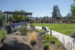 1151 N Jantzen Ct, Sisters, OR 97759 - Photo 37