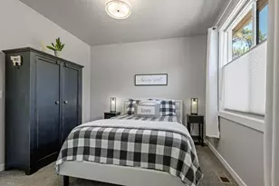 1151 N Jantzen Ct, Sisters, OR 97759 - Photo 25