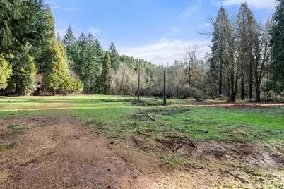 177 Hobbs Lane, Glendale, OR 97442 - Photo 3