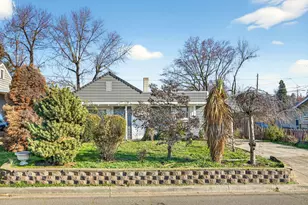 522 Pearl St, Medford, OR 97504 - Photo 3