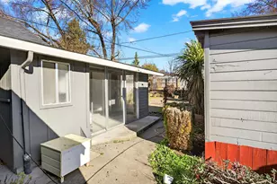 522 Pearl St, Medford, OR 97504 - Photo 7