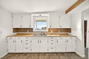 522 Pearl St, Medford, OR 97504 - Photo 21