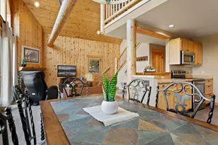 1640 Cinnamon Teal Dr, Redmond, OR 97756 - Photo 13