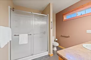 1640 Cinnamon Teal Dr, Redmond, OR 97756 - Photo 23