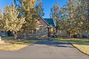 1640 Cinnamon Teal Dr, Redmond, OR 97756 - Photo 1