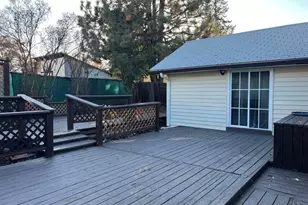 522 Van Ness Ave, Klamath Falls, OR 97601 - Photo 9