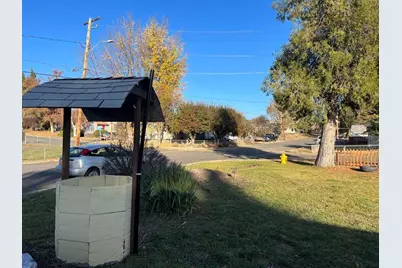 522 Van Ness Avenue, Klamath Falls, OR 97601 - Photo 17