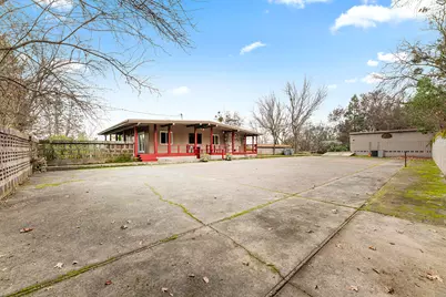 975 NW Starlite Place, Grants Pass, OR 97526 - Photo 3