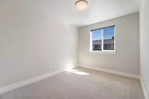 3015 NE Red Jasper Pl, Bend, OR 97701 - Photo 25