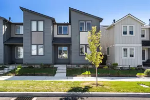 3015 NE Red Jasper Pl, Bend, OR 97701 - Photo 3