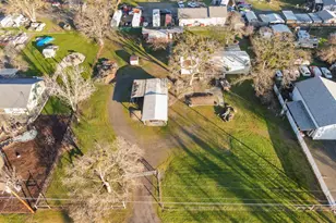 [Address not provided], Central Point, OR 97502 - Photo 13