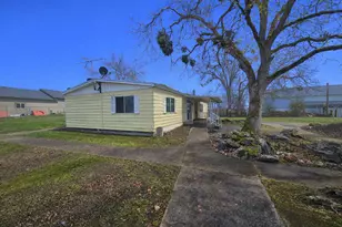 [Address not provided], Central Point, OR 97502 - Photo 7