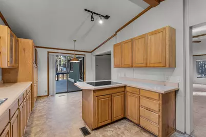 18882 River Woods Drive, Bend, OR 97702 - Photo 17