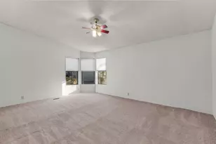 18882 River Woods Dr, Bend, OR 97702 - Photo 13