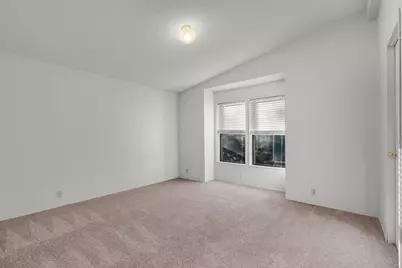 18882 River Woods Drive, Bend, OR 97702 - Photo 9