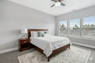 2260 NE Indigo Ln, Bend, OR 97701 - Photo 7