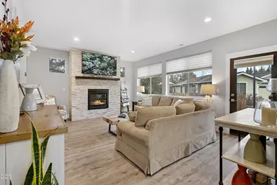 2260 NE Indigo Lane, Bend, OR 97701 - Photo 5