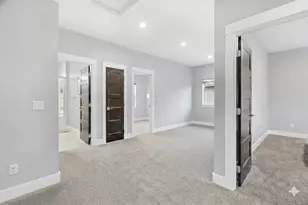 2260 NE Indigo Ln, Bend, OR 97701 - Photo 11