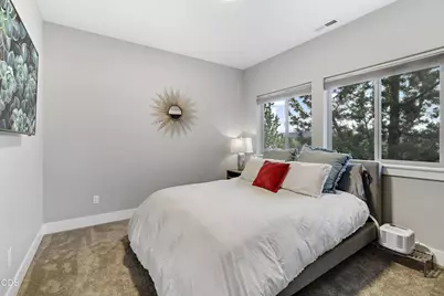 2260 NE Indigo Lane, Bend, OR 97701 - Photo 23