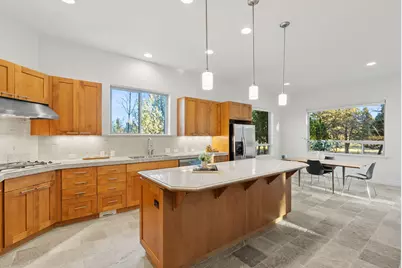 762 Crystal Falls Court, Redmond, OR 97756 - Photo 7