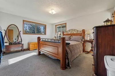 7575 Cannon Avenue, Klamath Falls, OR 97603 - Photo 3