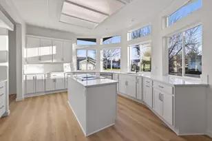 1865 NE 6th St, Redmond, OR 97756 - Photo 7