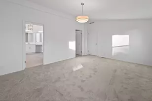 1865 NE 6th St, Redmond, OR 97756 - Photo 13