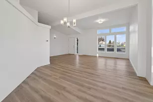 1865 NE 6th St, Redmond, OR 97756 - Photo 9