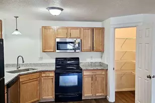 857 SE Maliah Ave, Madras, OR 97741 - Photo 5