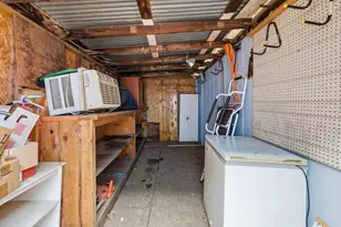 3930 NW Progress Ln, Redmond, OR 97756 - Photo 25