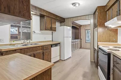 3930 NW Progress Lane, Redmond, OR 97756 - Photo 9