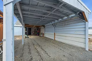 3930 NW Progress Ln, Redmond, OR 97756 - Photo 23