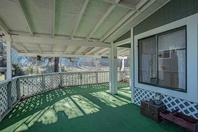 6676 Pioneer Road, Medford, OR 97501 - Photo 17