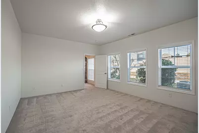 3749 Sherwood Park Drive, Medford, OR 97504 - Photo 17