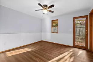 1843 SE Moorwood Ct, Bend, OR 97702 - Photo 13