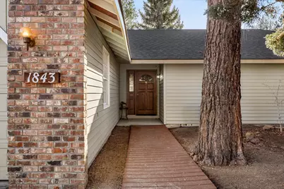 1843 SE Moorwood Court, Bend, OR 97702 - Photo 29