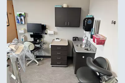 702 SW Ramsey Avenue, Grants Pass, OR 97527 - Photo 3