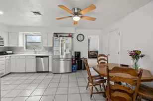 1201 Murray Ave, Medford, OR 97501 - Photo 5