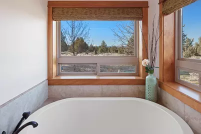 60995 Ward Road, Bend, OR 97702 - Photo 39
