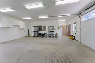 60995 Ward Rd, Bend, OR 97702 - Photo 81