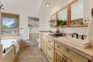 60995 Ward Rd, Bend, OR 97702 - Photo 37