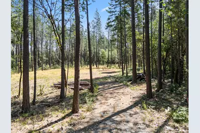 2376 Lonnon Way, Grants Pass, OR 97527 - Photo 9