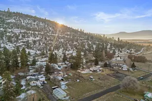 1335 Shadow Ln, Klamath Falls, OR 97601 - Photo 31