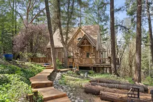 1584 Yale Creek Rd, Jacksonville, OR 97530 - Photo 7